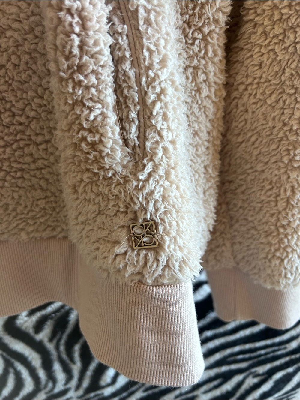 Calvin Klein Tan Teddy Sherpa Half-Zip Pullover Jacket - Picture 4 of 5